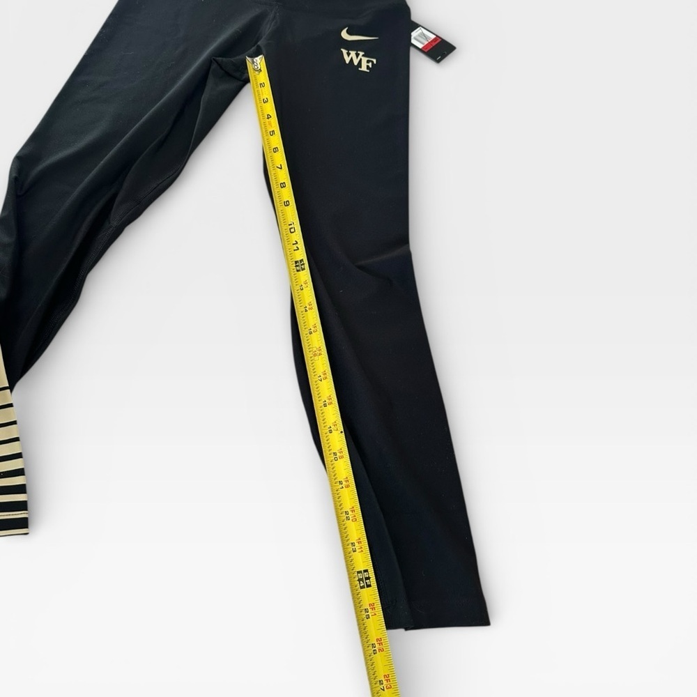 NWT Nike Compression Leggings Wake Forest Women’s L - Picture 3 of 6